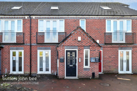 Newcastle, ST5 - property photo