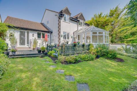 Rear Garden towards the Property