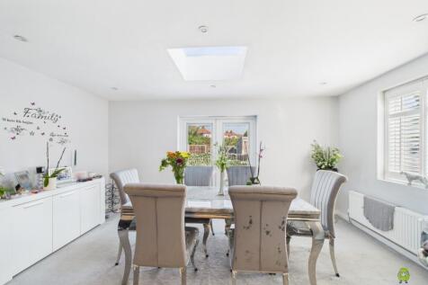 Presented by Robert at EweMove Bexleyheath and Dar