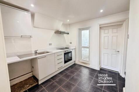 Warwick Place, Ryde, Isle of Wight, PO33 photo 3