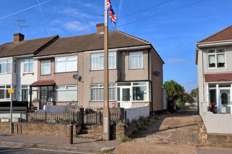 South Ockendon, RM15 - property photo