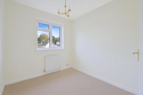 DOWNS WAY CLOSE (6).jpg