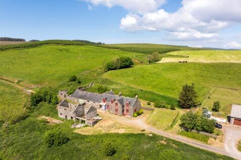 Farmhouse &amp; Outbuild