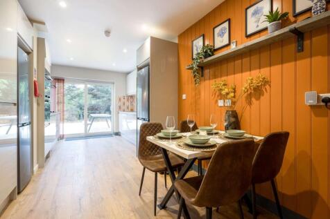Borrowmead Road photo 5
