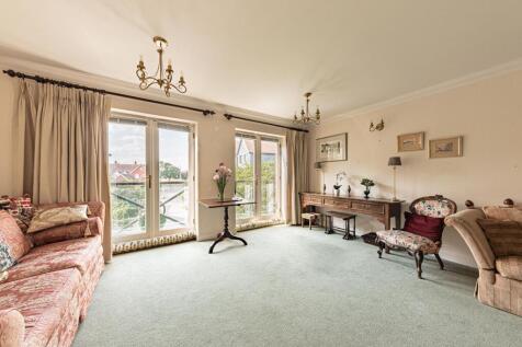 Living Room (1)