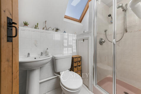 Ensuite to Bedroom T