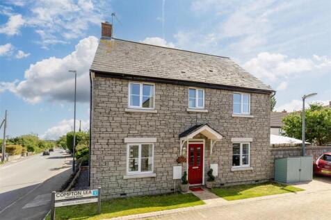 Daisy Cottage, Easter Compton Front.jpg