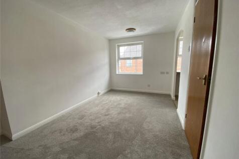 Eastgate Gardens, Taunton, TA1 photo 3