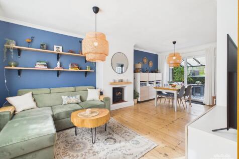 living room diner