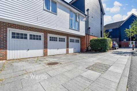 Driveway/Parking