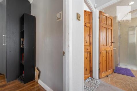 31 Ropers Avenue_0029.jpg