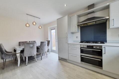 Entwistle Drive, BB2 photo 3
