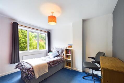 CAM02023G0-PR0054-STILL051