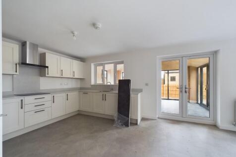 CAM02060G0-PR0280...