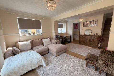 New Sitting Room.jpg