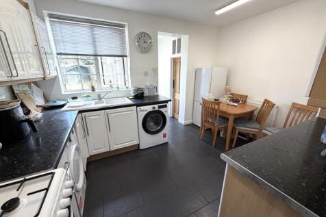 Beverley Road, Norwich, Norfolk photo 3