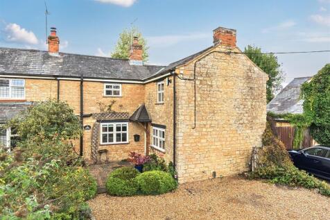 1a Cattle End, Silverstone