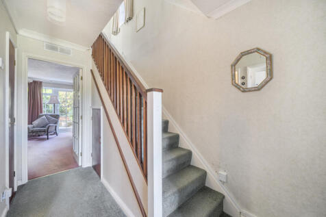 1346882-3-68c4044...