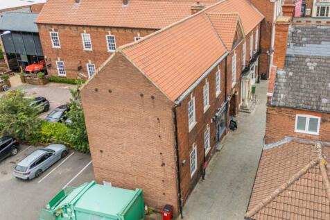 1319758-1-6880045ee4e40