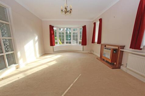 NEW LIVING ROOM.jpg