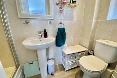 Bramleys Estate Agents - Dewsbury - Whitley Road (