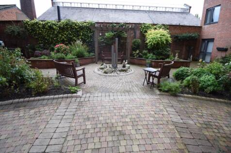 Communal gardens