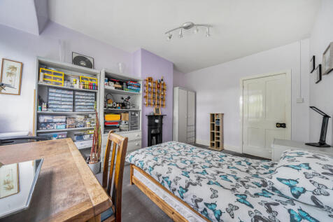 1324383-19-68793af346037