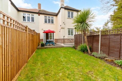Maycross Avenue