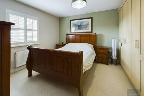 CAM02558G0-PR0218-ST