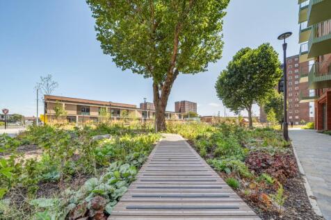 Pipits Place, Barking, IG11 photo 5