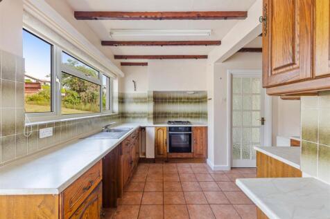 A17 - 24 Manscombe Road TQ - 250613.jpg