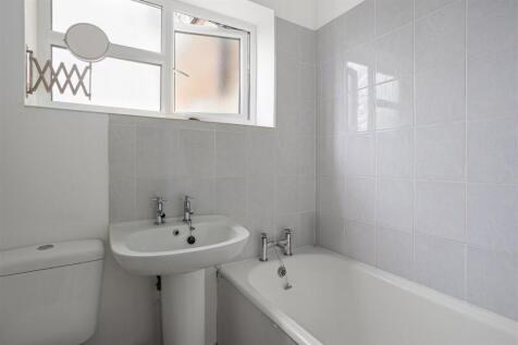4_Heworth_Court_34.jpg