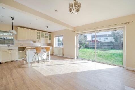 Reception/Kitchen