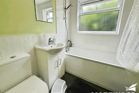 Lupin Drive, Chelmsford photo 5