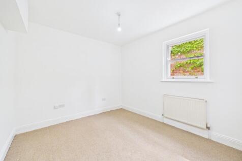 St. Georges Road, Cheltenham GL50 3DU photo 5