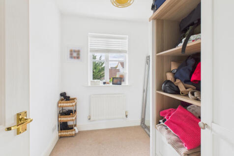 CAM04968G0-PR0075-STILL021