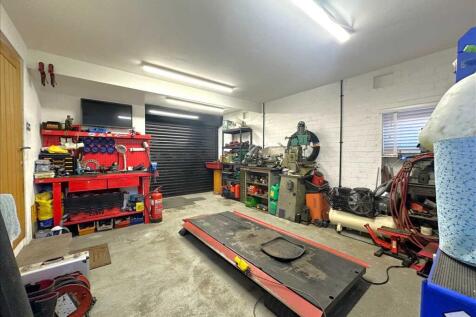 Integral Garage