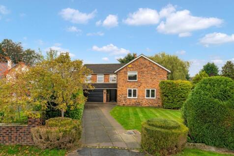 5 Bedroom Detached in SK10 4NF