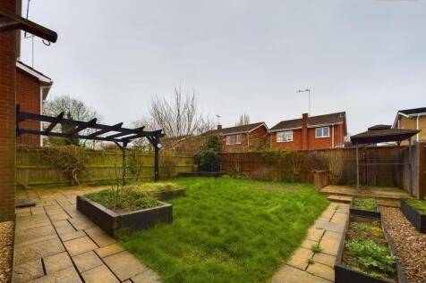 CAM01117G0-PR0281-STILL027.jpg