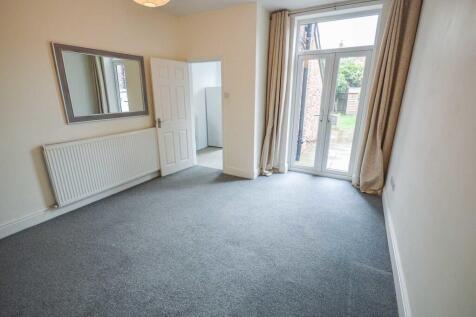 Hawthorn Road, Hale, Altrincham photo 4