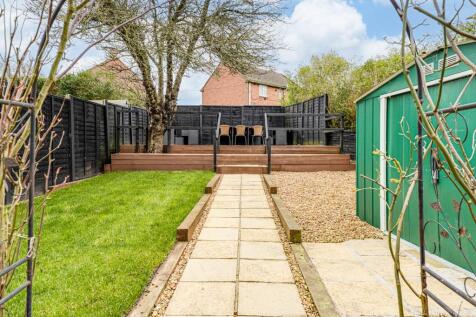 108 Kingsthorpe Avenue, Corby-3.jpg