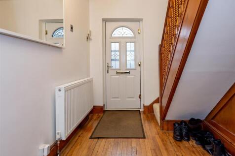 Hallway stairs 2 SAPL6143-Enhanced-NR.jpg