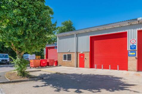 Unit-L-Chippenham-Trade-Centre-13.jpg