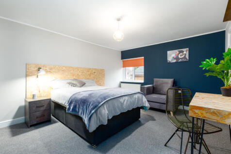 Bedroom 5.jpg