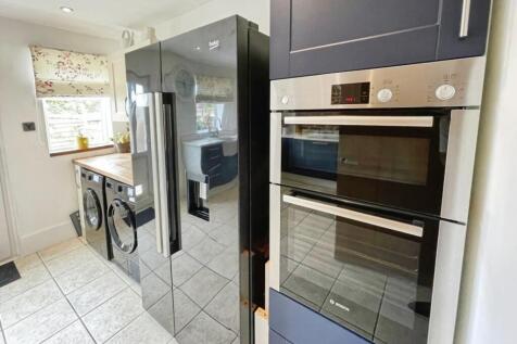 9a40d6df--48AE-A35C-A90202FD920F-91993-00000C90739