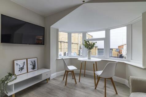 157HighStreet-27 2.jpg