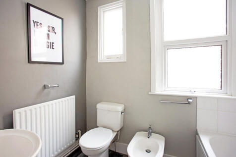 Kent Road, Chiswick, London, W4 photo 4
