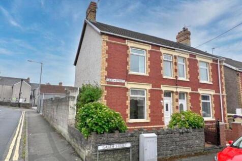 Bridgend, CF33 - property photo