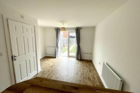 Augusta Drive, Bridgwater, Somerset photo 4