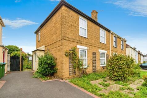 Southampton, SO15 - property photo